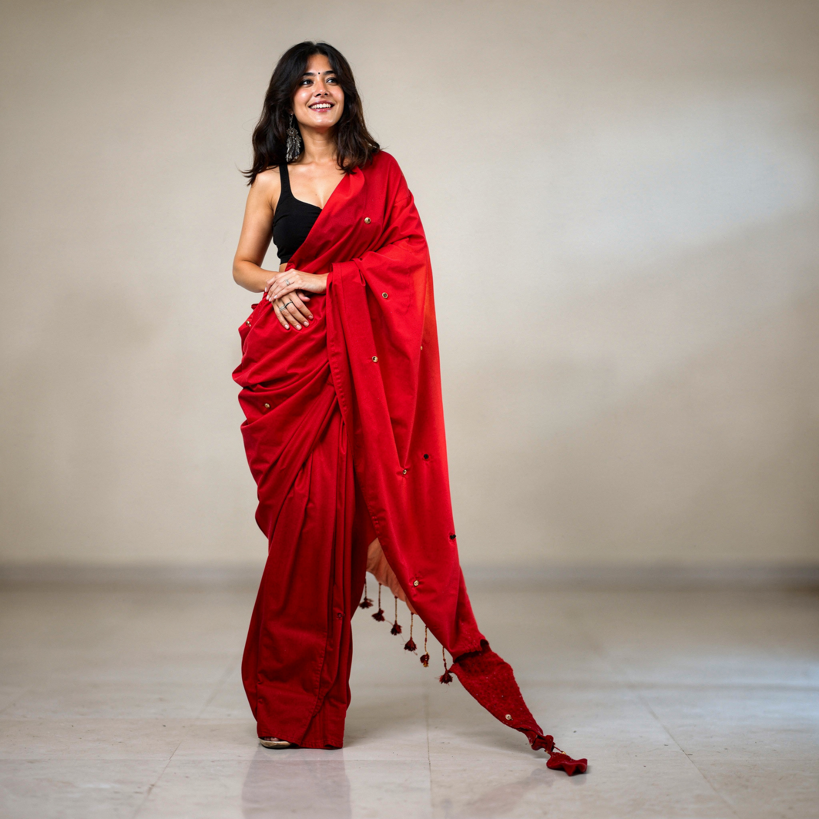 For She - Avalukaaga